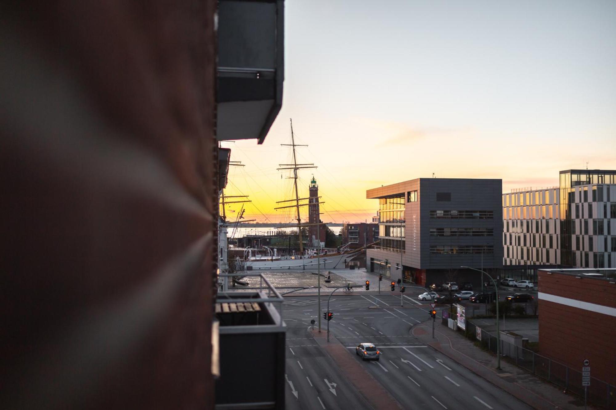 Koje Neun I Apartment Im Zentrum Mit Hafenblick Bremerhaven Luaran gambar